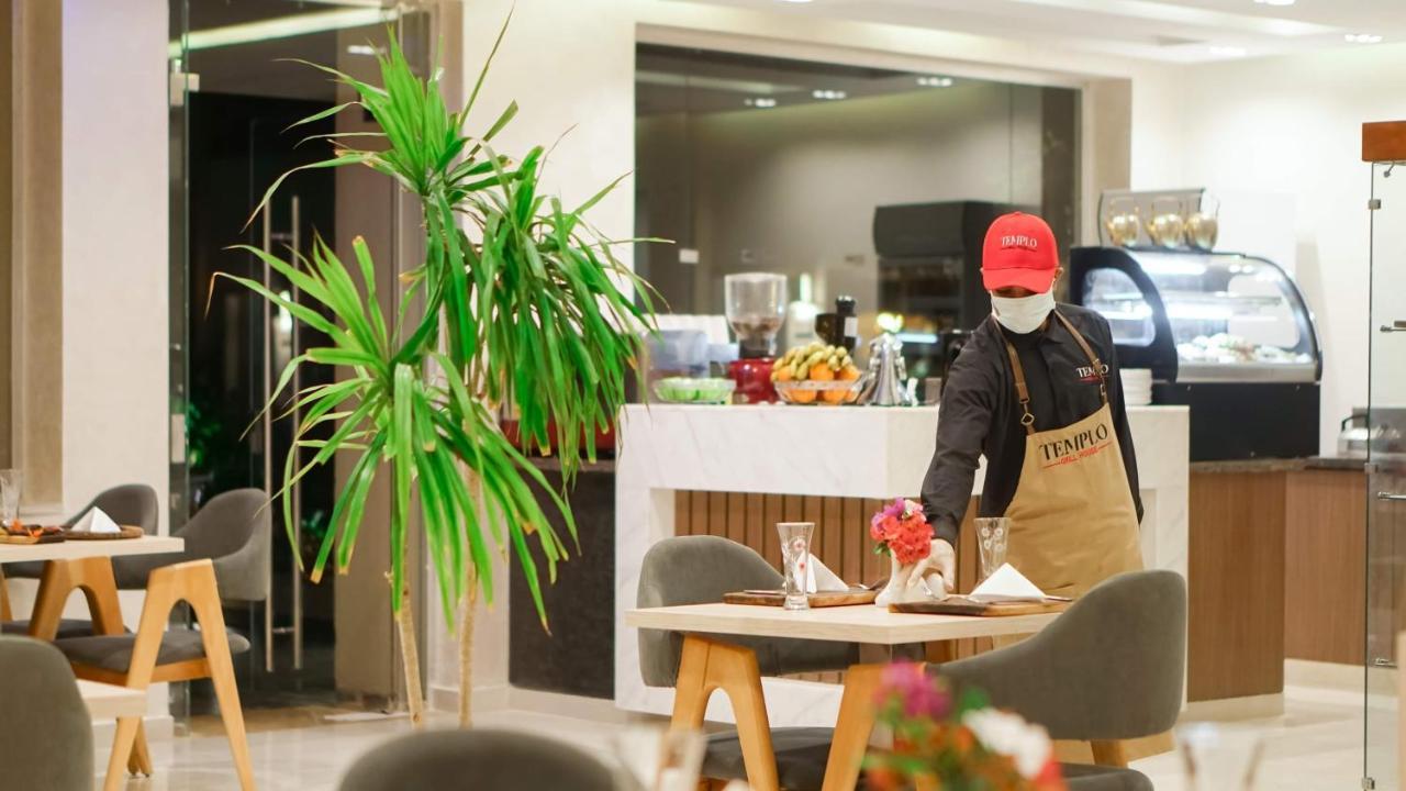 Rivoli Suites Hurghada Bagian luar foto