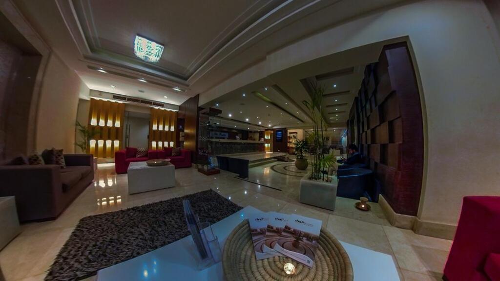 Rivoli Suites Hurghada Bagian luar foto