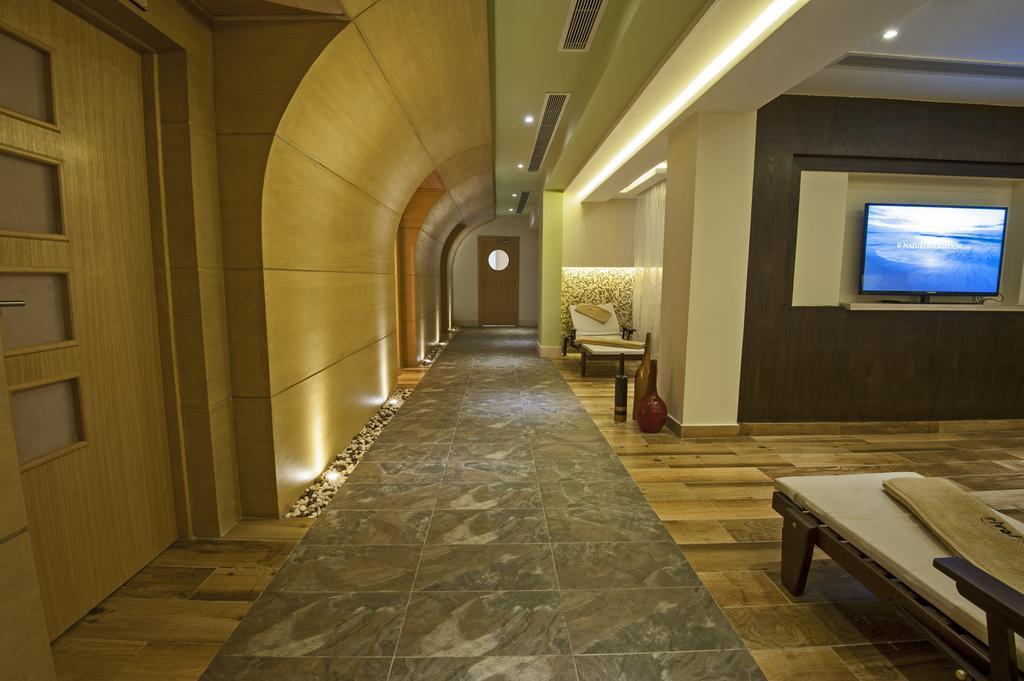 Rivoli Suites Hurghada Bagian luar foto