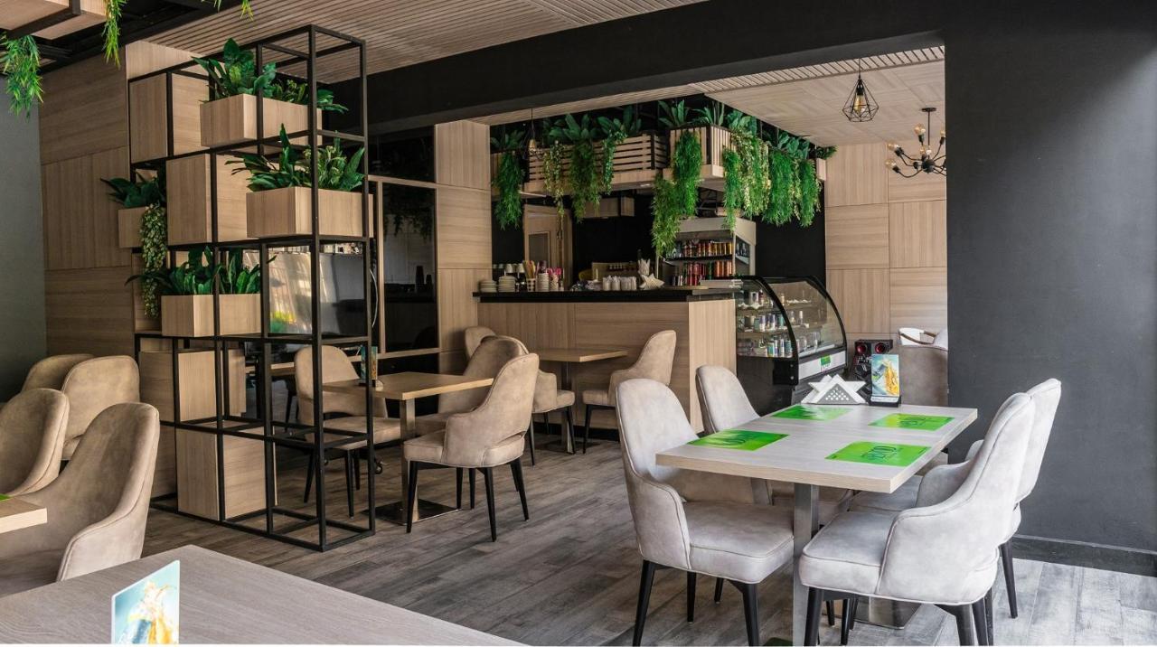 Rivoli Suites Hurghada Bagian luar foto
